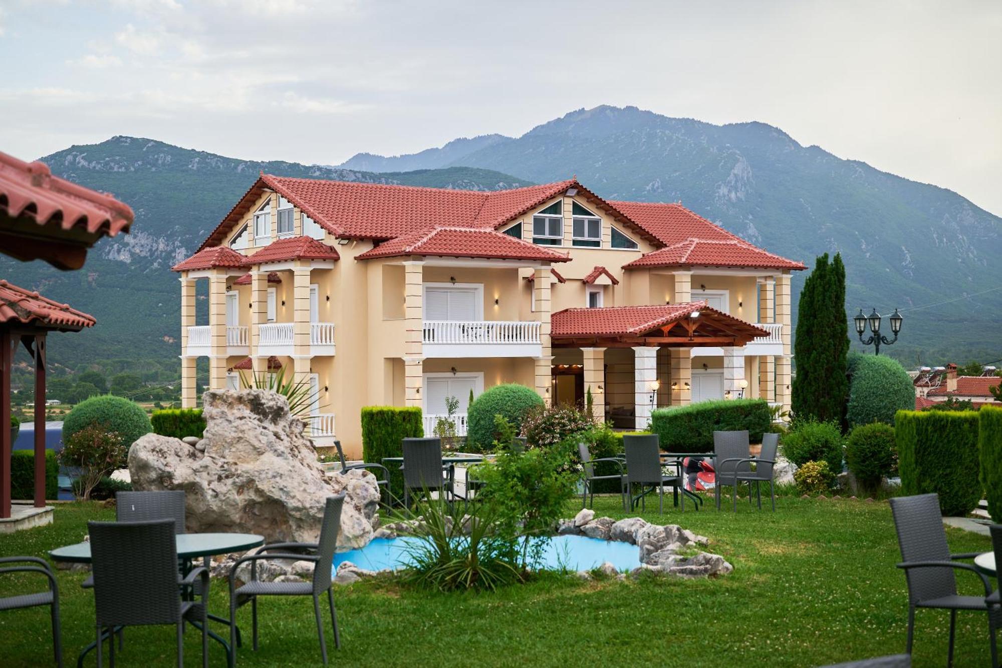 Famissi Suites 1 卡兰巴卡 外观 照片