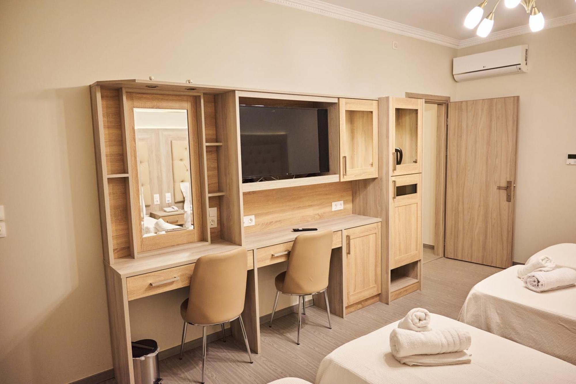 Famissi Suites 1 卡兰巴卡 外观 照片