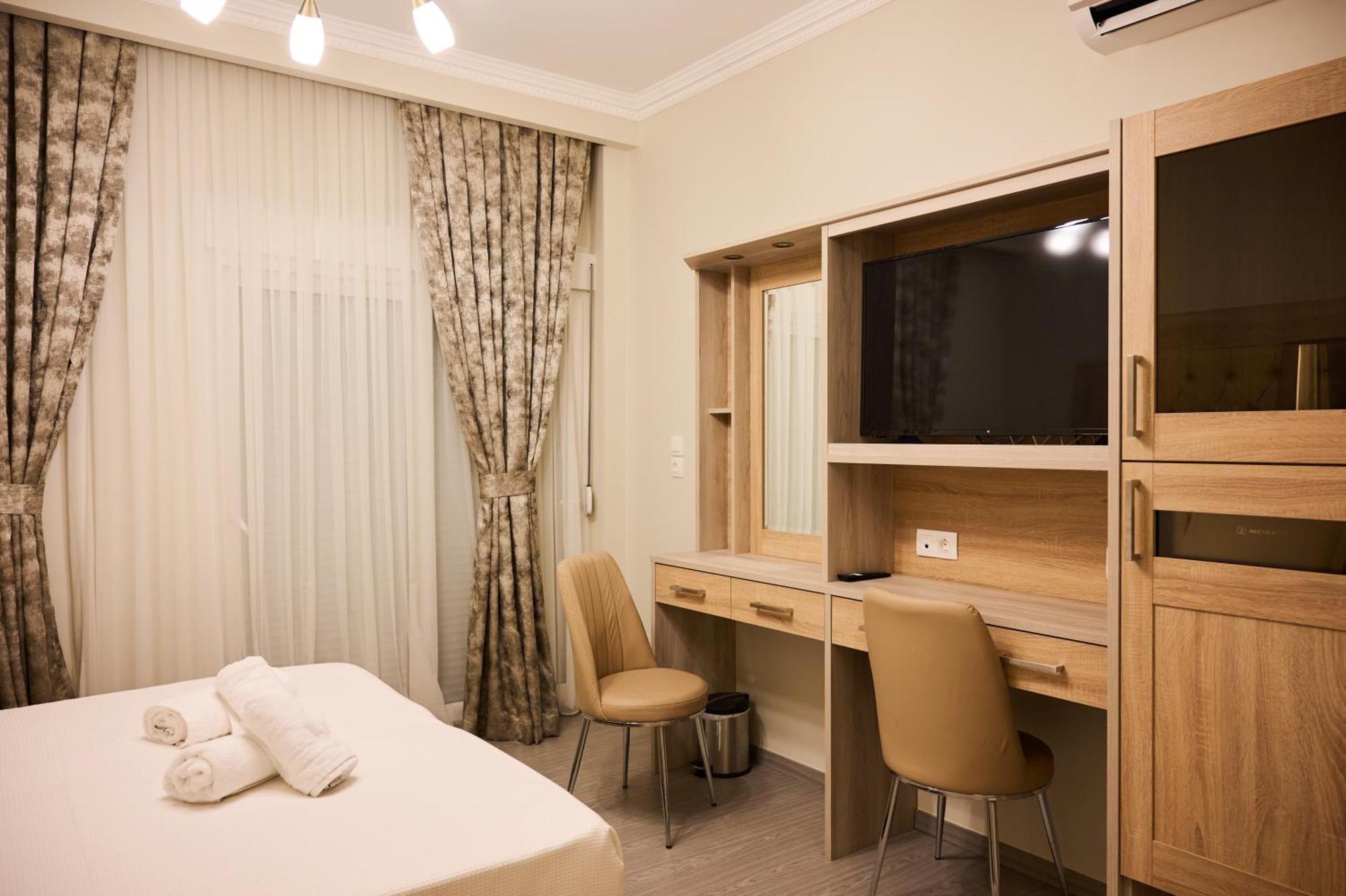 Famissi Suites 1 卡兰巴卡 外观 照片