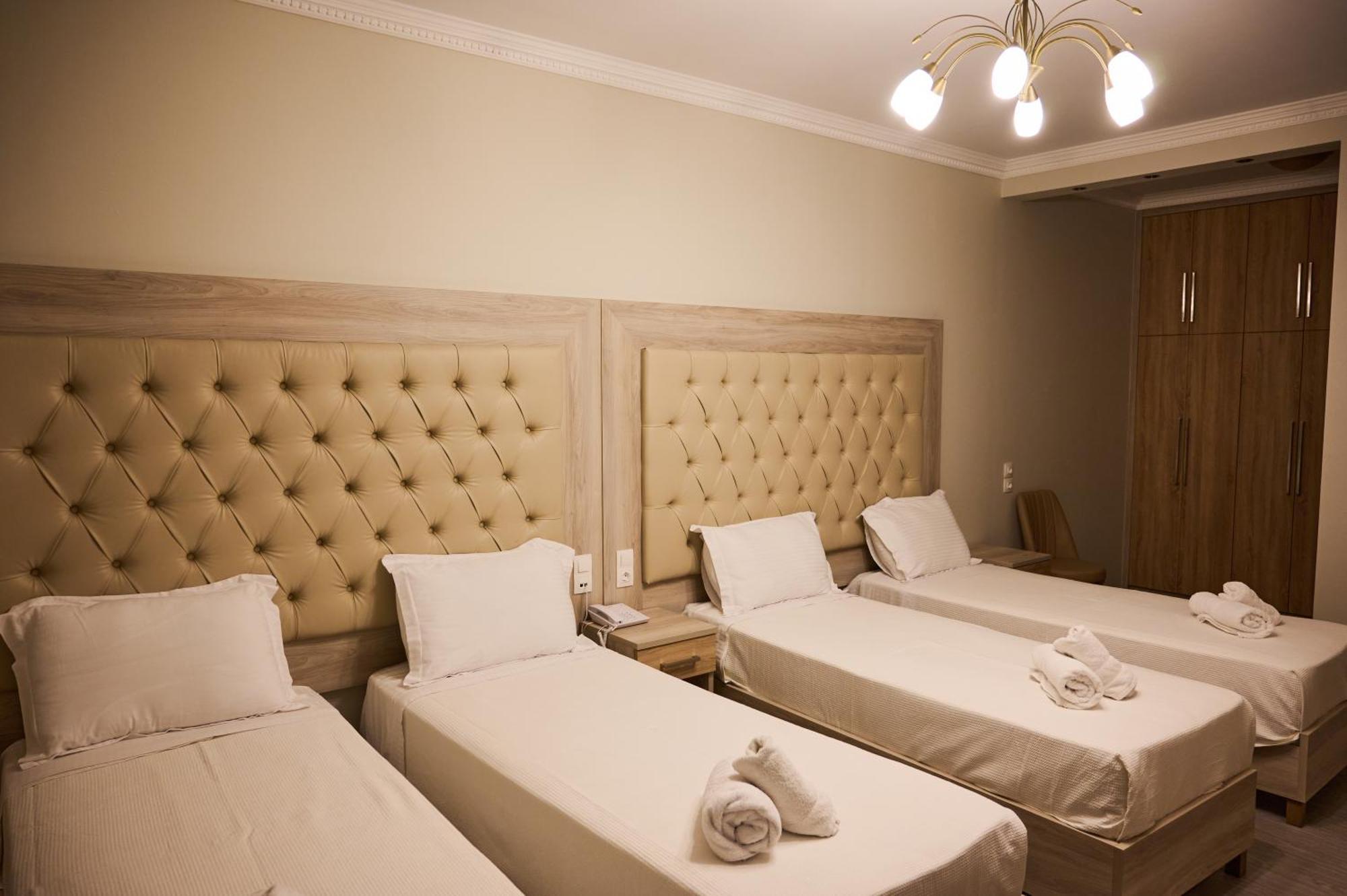Famissi Suites 1 卡兰巴卡 外观 照片