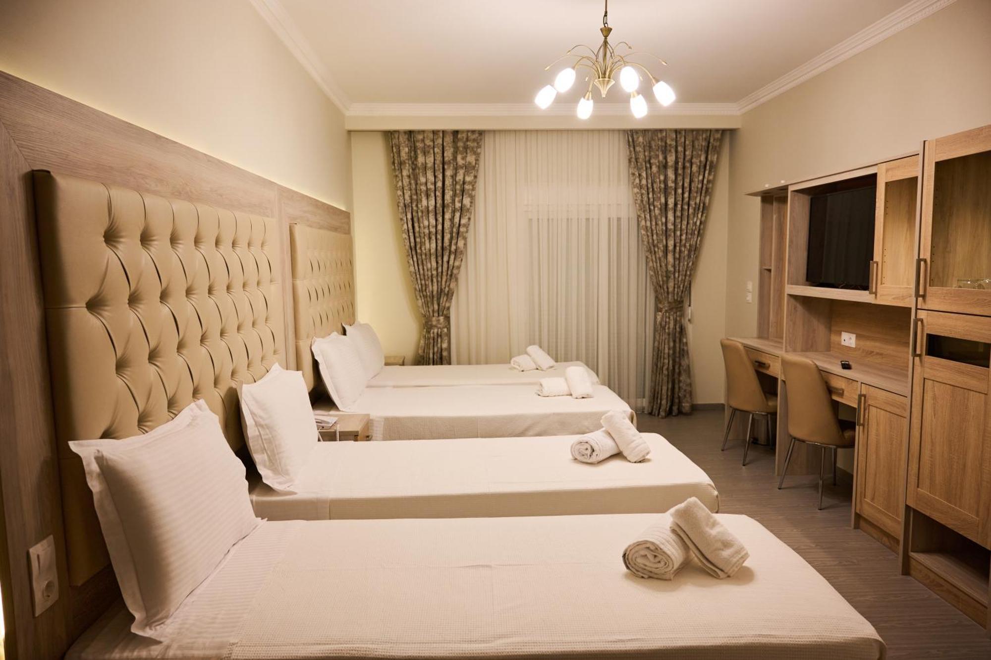 Famissi Suites 1 卡兰巴卡 外观 照片